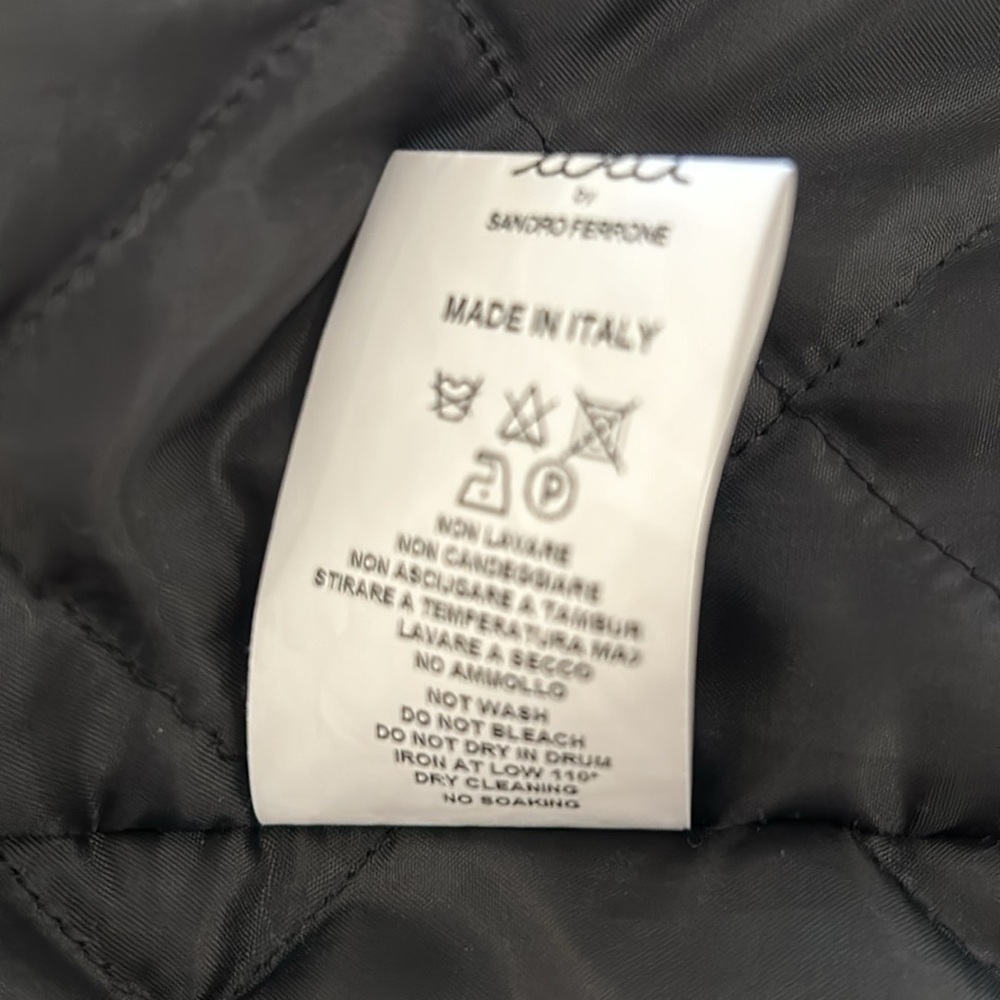 Hooded Jacket - Picture 7 of 7